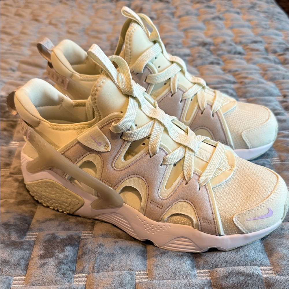 Nike Air Haurache Craft